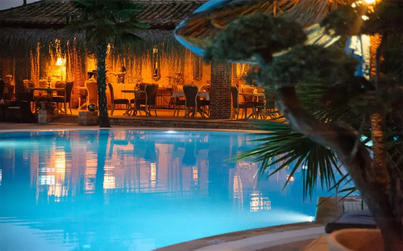 Achtis Hotel