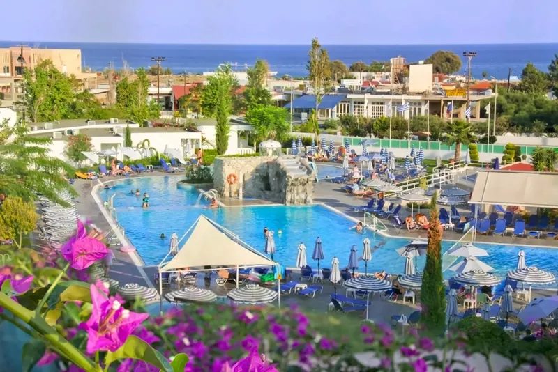 Sun Palace Hotel