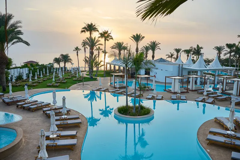Sunrise Pearl Hotel & Spa