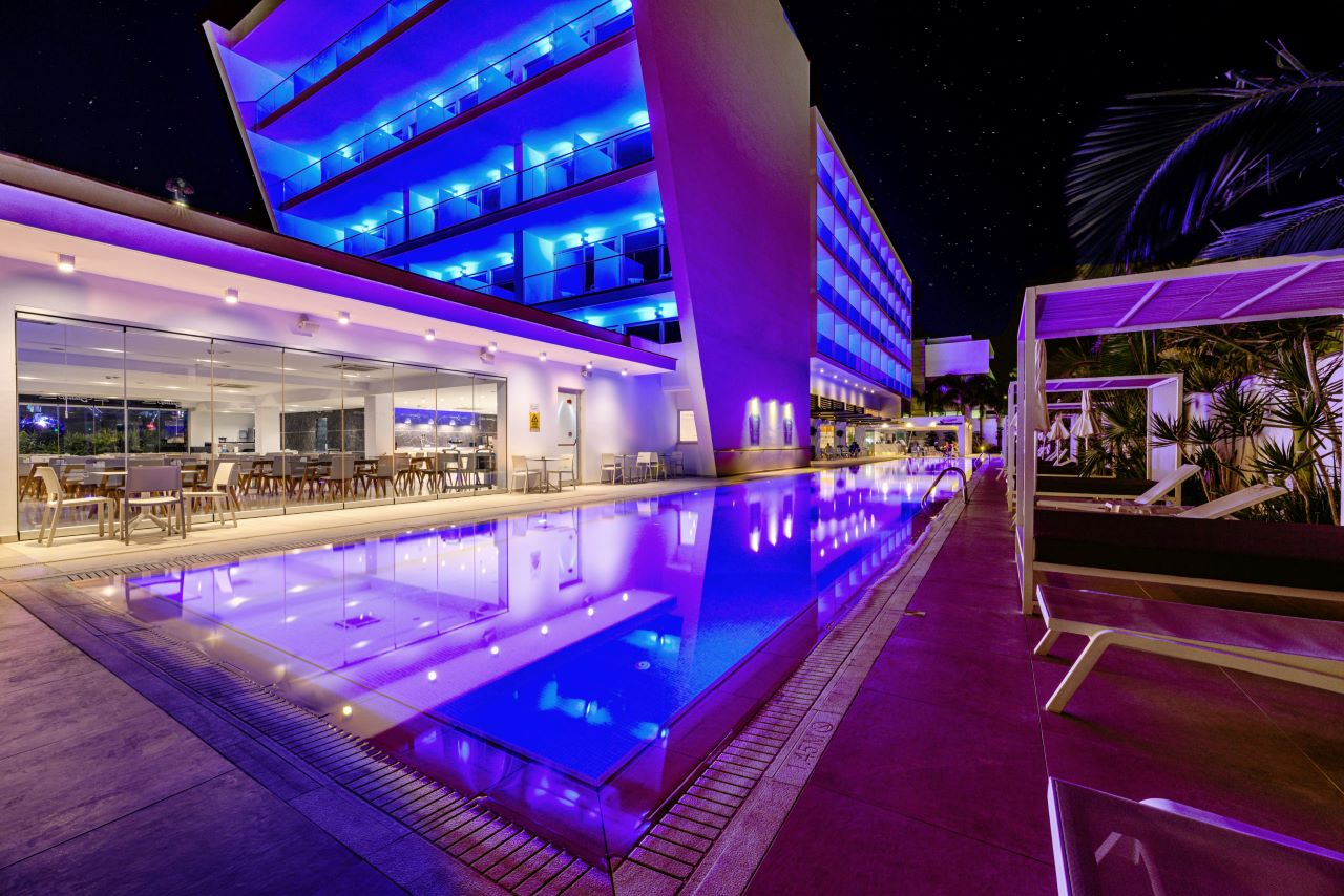 Tasia Maris Seasons Hotel (Adults Only 16+)