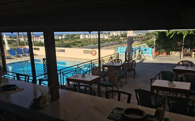 Litsa Efi Apartments