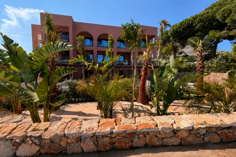 Palmea Suites