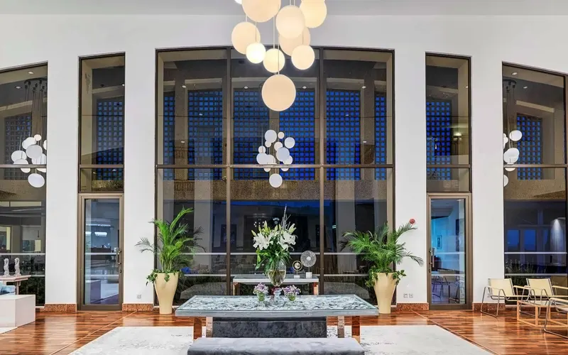 St. Raphael Hotel