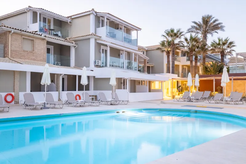 Cameo Beach Resort