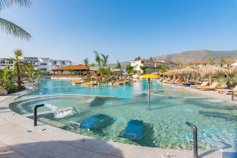 Letsos Hotel and Luxury Suites