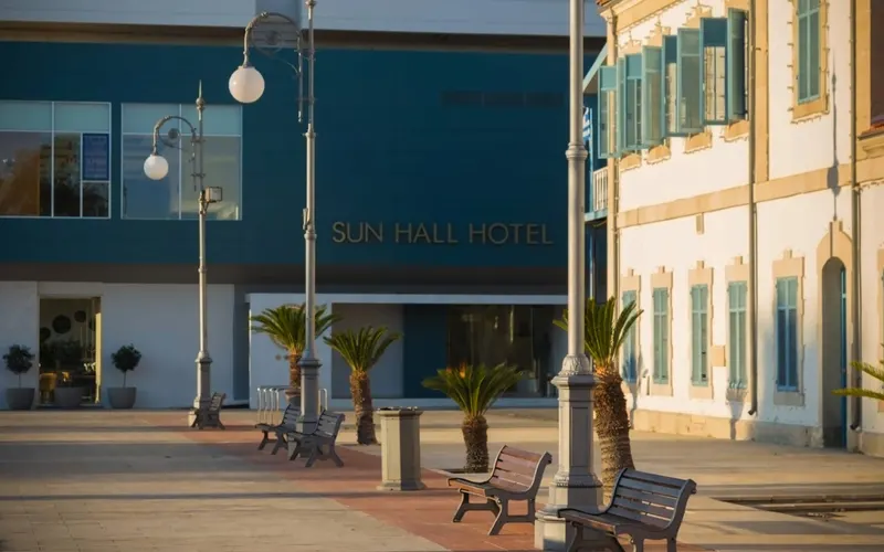 Sun Hall Hotel