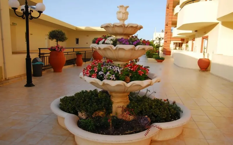 Elpis Apartments
