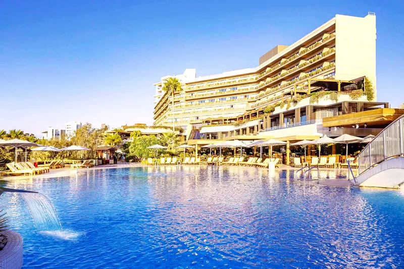 Four Seasons Hotel