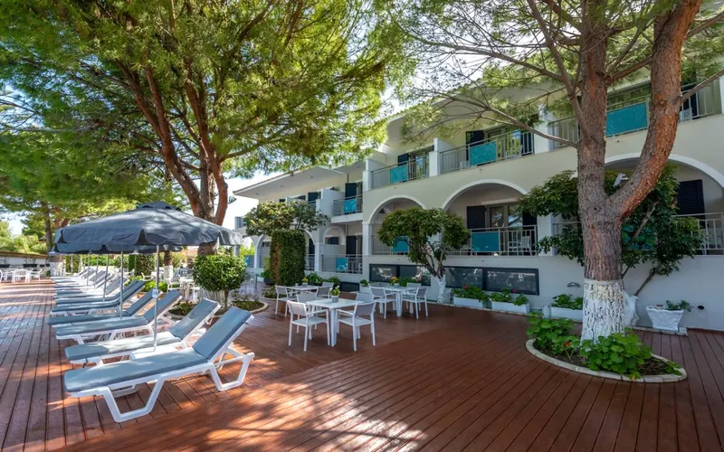 Contessa Hotel
