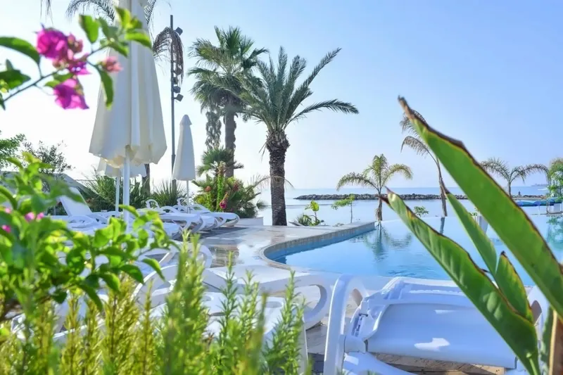 Lebay Beach Hotel