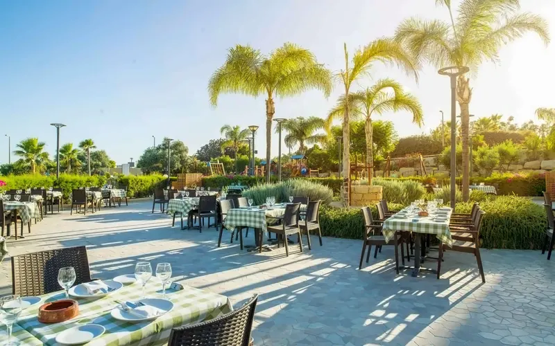 St. Raphael Hotel