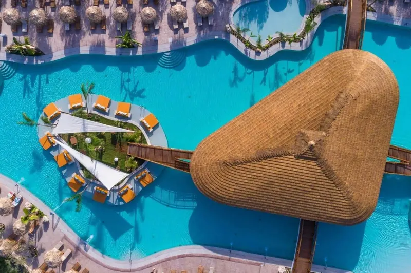 Letsos Hotel and Luxury Suites