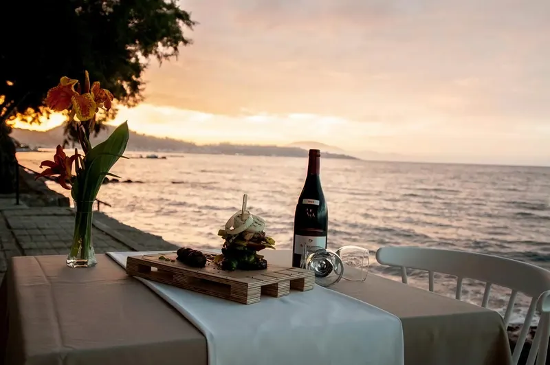 Mimoza Beach Hotel