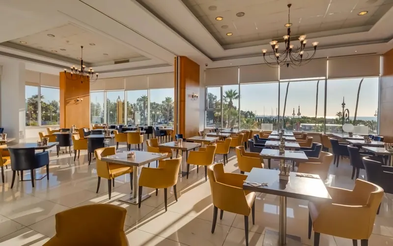 Sun Hall Hotel