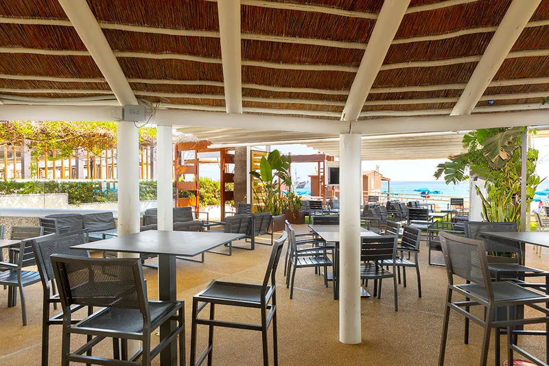 Vrissaki Beach Hotel