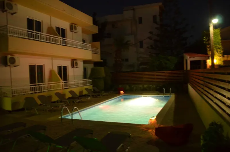 Kremasti Memories Apartments