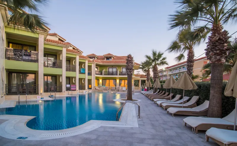 Palazetto Suites (Adults Only 18+)