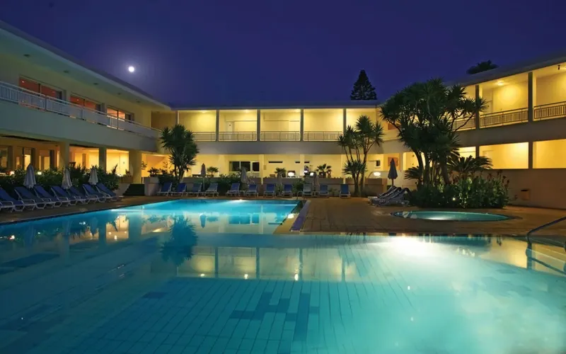 Cynthiana Beach Hotel