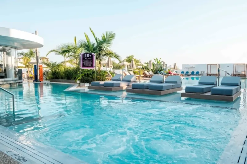Kapetanios Bay Hotel
