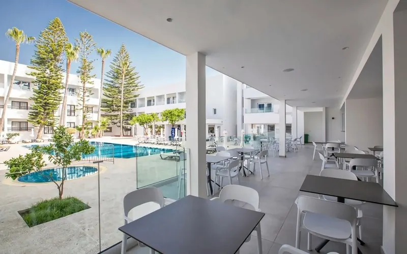 Anthea Hotel Apartments