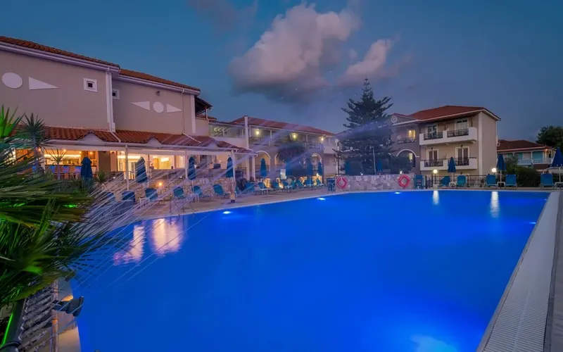 Dennys Inn Hotel