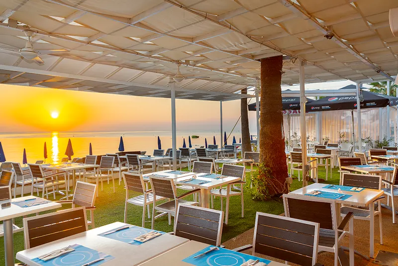 Vrissaki Beach Hotel