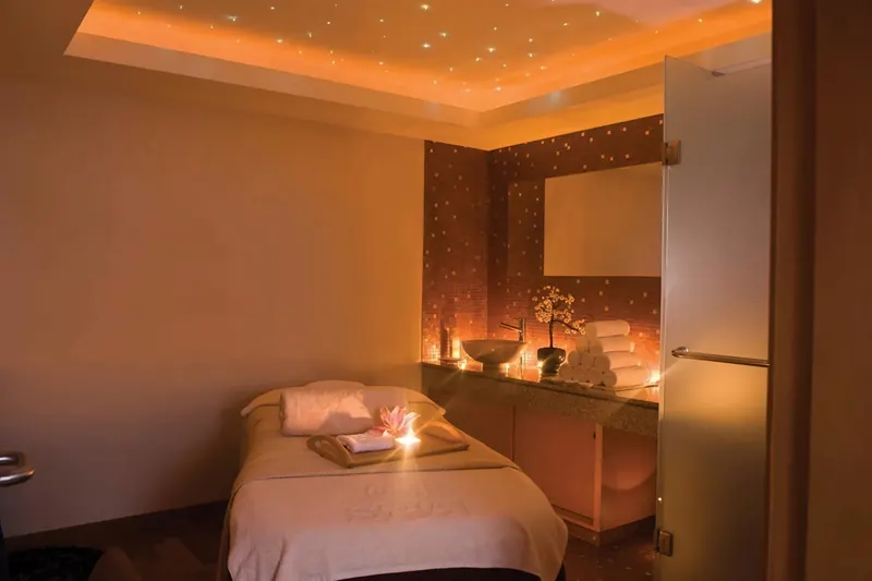 Constantinou Bros Asimina Suites Hotel (Adults Only 16+)