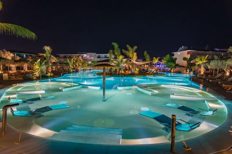 Letsos Hotel and Luxury Suites