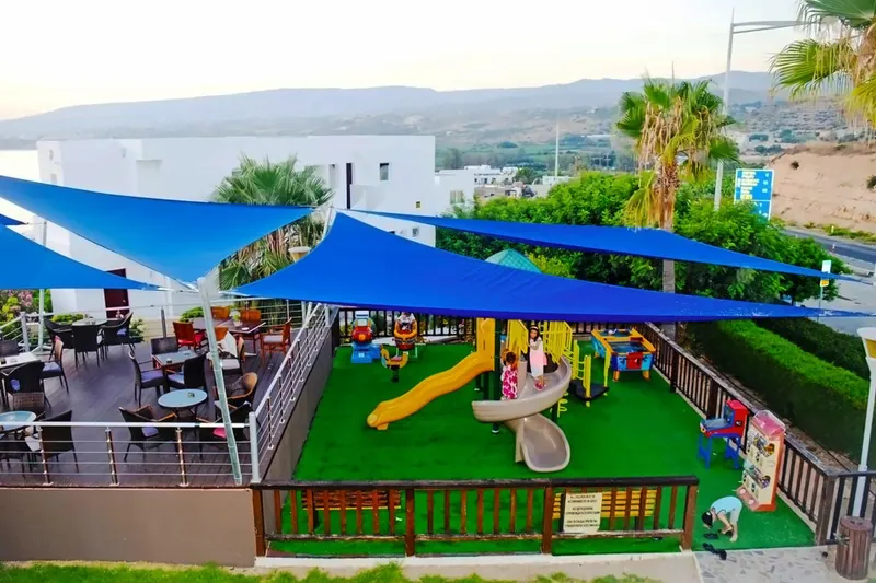 Theo Sunset Bay Holiday Village