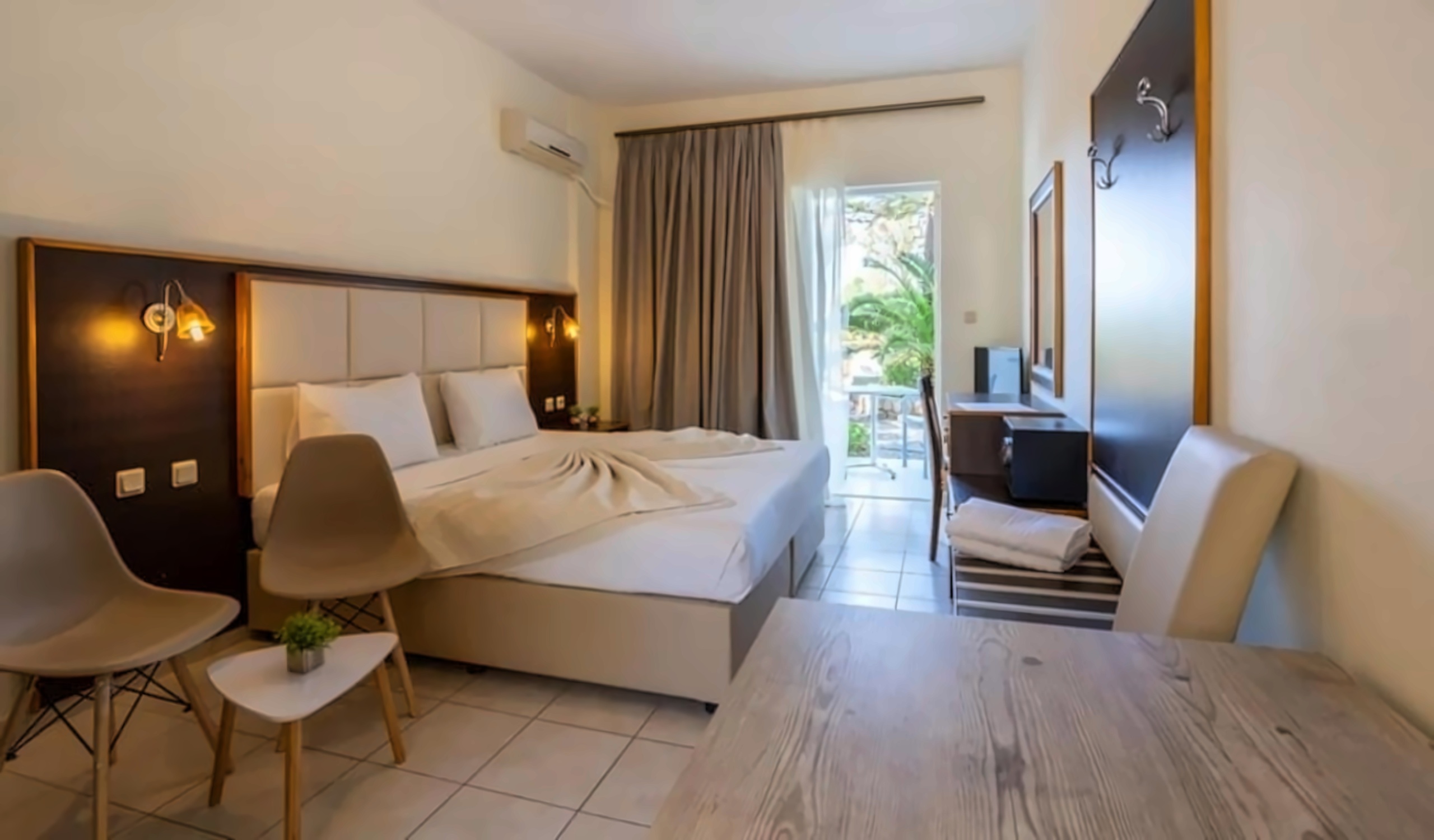 George Beach Studios & Villas