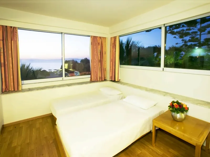 Sirene Beach Hotel