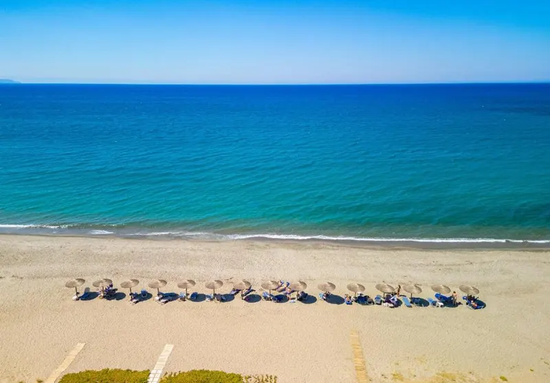 Kostakis Beach Apartments