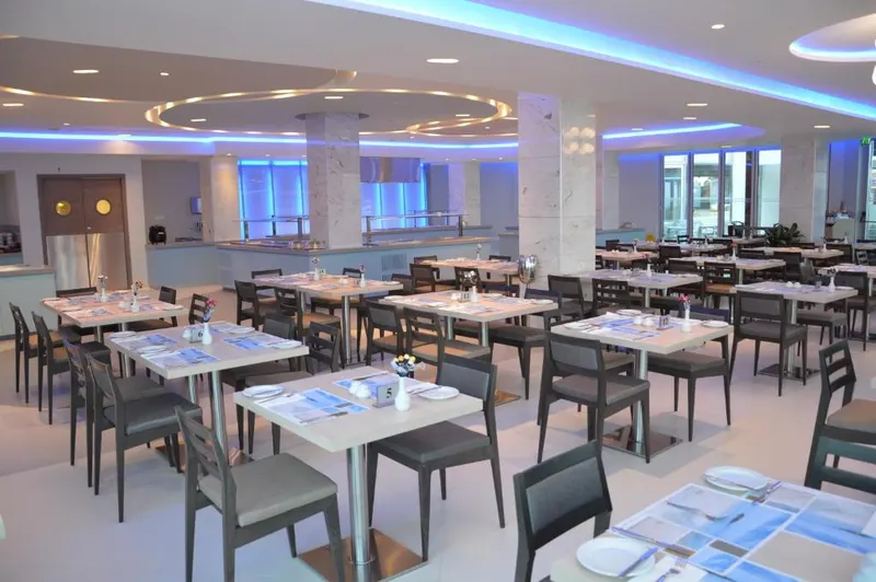 Vassos Nissi Plage Hotel