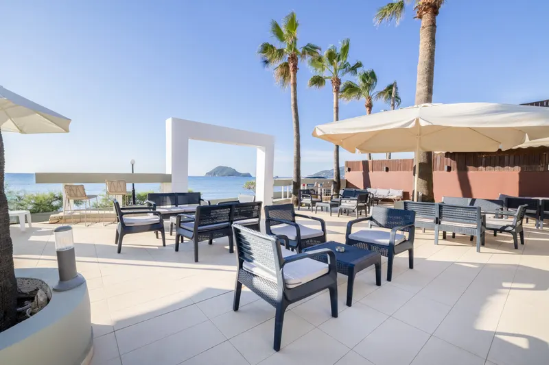 Cameo Beach Resort