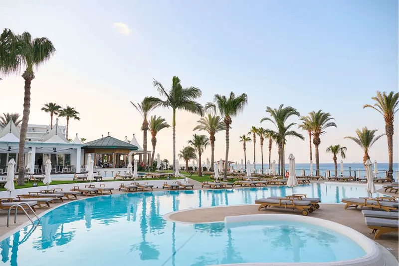 Sunrise Pearl Hotel & Spa
