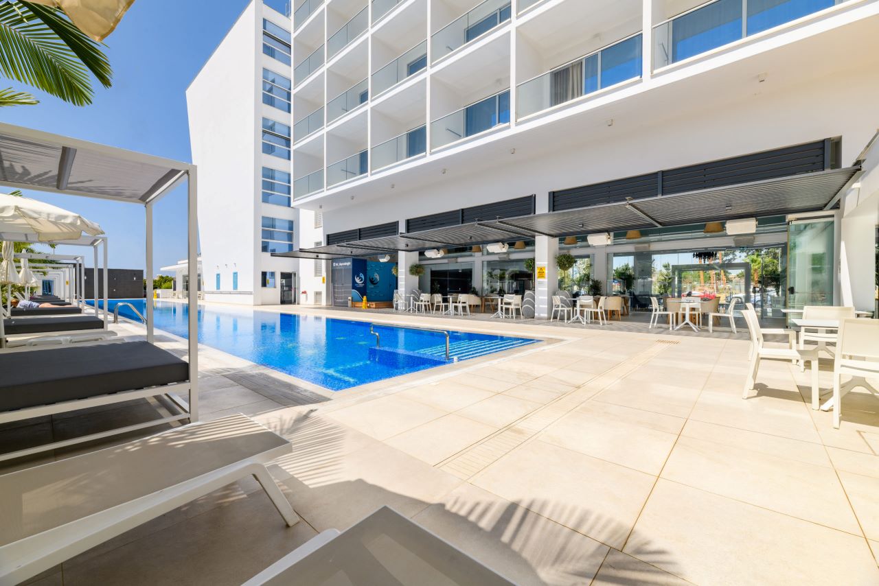 Tasia Maris Seasons Hotel (Adults Only 16+)