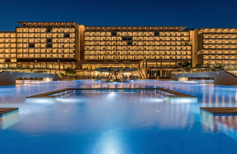 Amada Colossos Resort