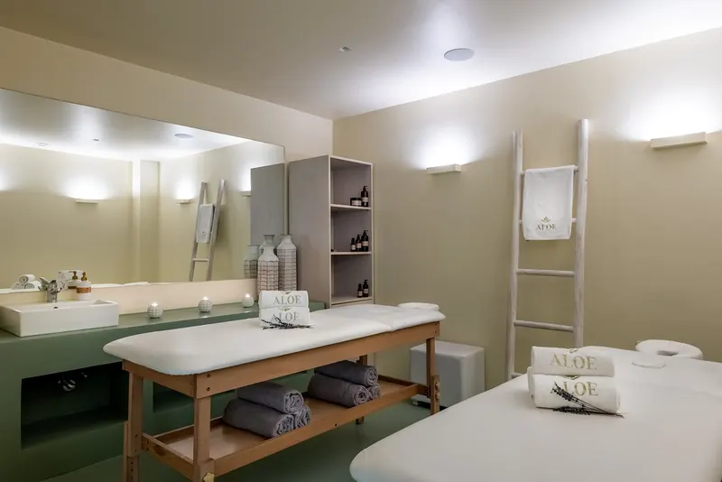 Aloe Boutique & Suites (Adults Only 16+)