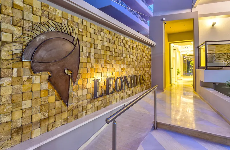Leonidas Apartments