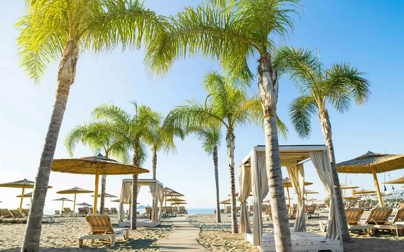 St. Raphael Hotel