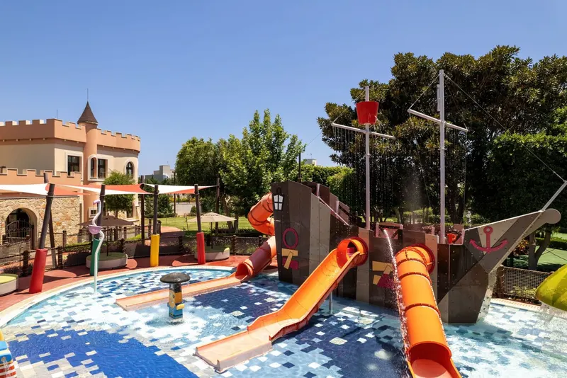 Parklane a Luxury Collection Resort & Spa