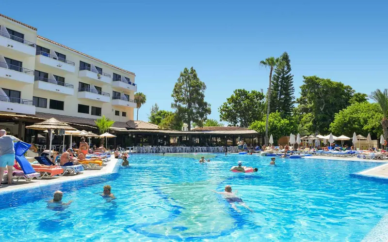 Paphos Gardens Holiday Resort (Apts)