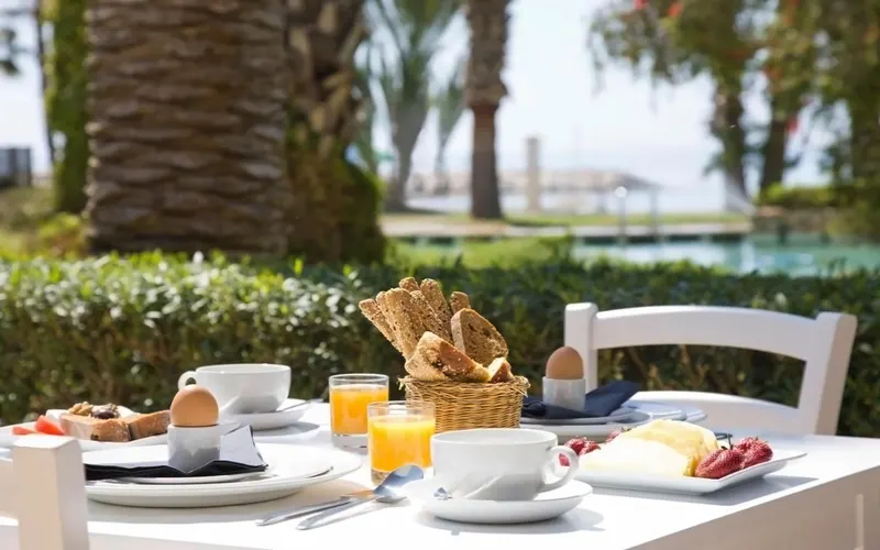 Sandy Beach Hotel