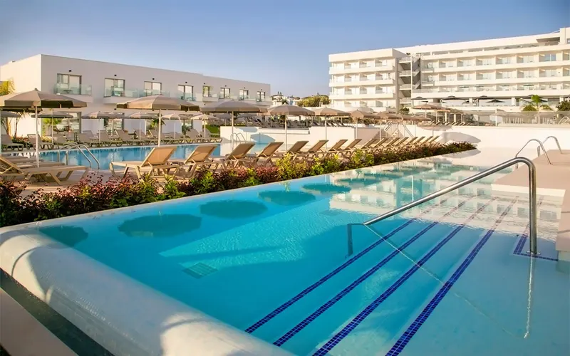 Atlantica Aqua Blue Hotel