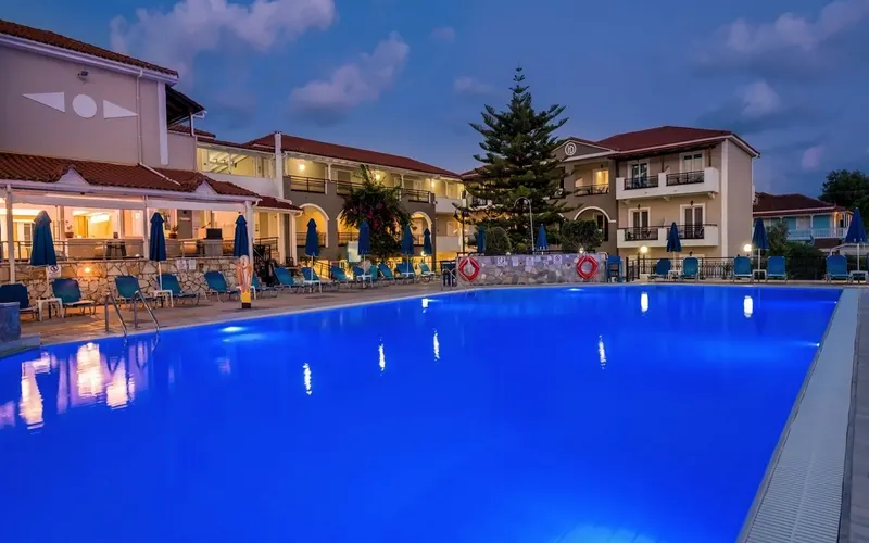 Dennys Inn Hotel