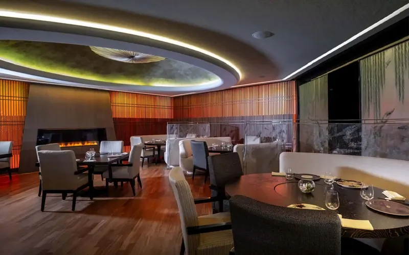 Four Seasons Hotel