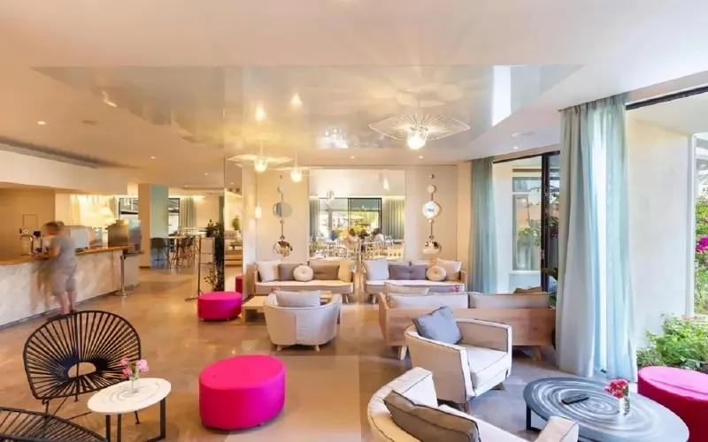 Albatros Hotel