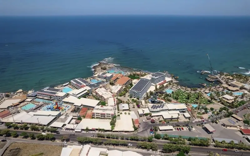 Eri Village & Waterpark