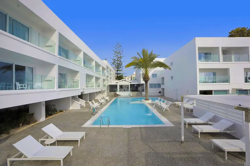 Liquid Hotel Apts