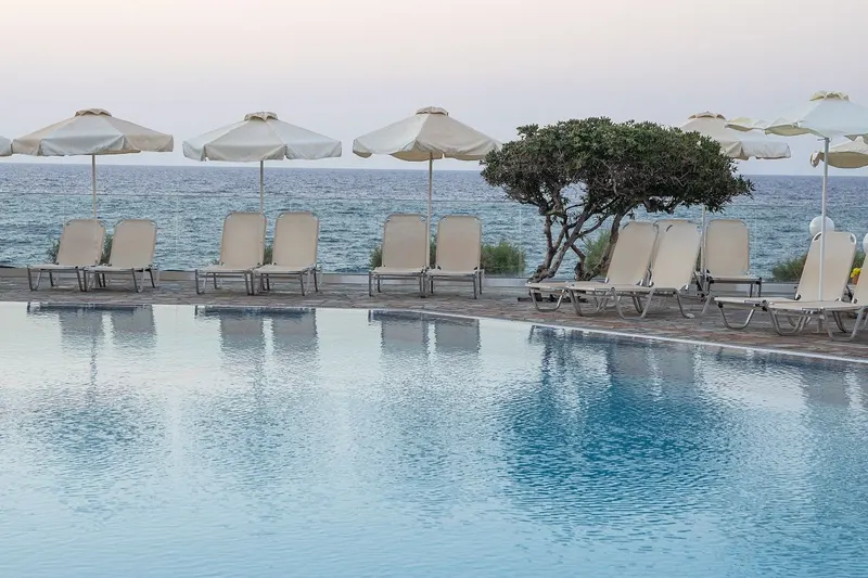 Maritimo Beach Hotel